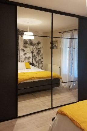 Ensemble 4 portes de placard coulissantes