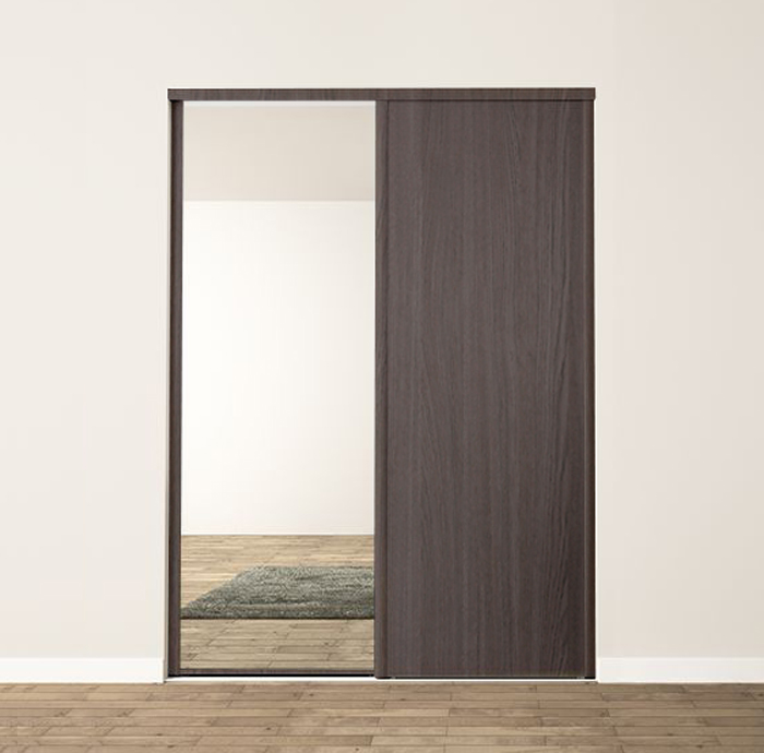 2 portes coulissantes : chêne gris et miroir, profils wind : hêtre