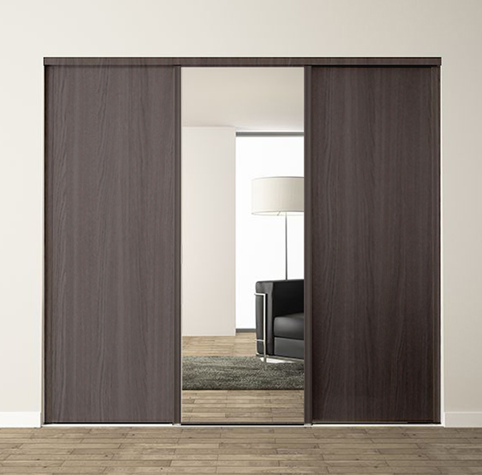 3 portes coulissantes : chêne gris et miroir, profils harmonie : hêtre