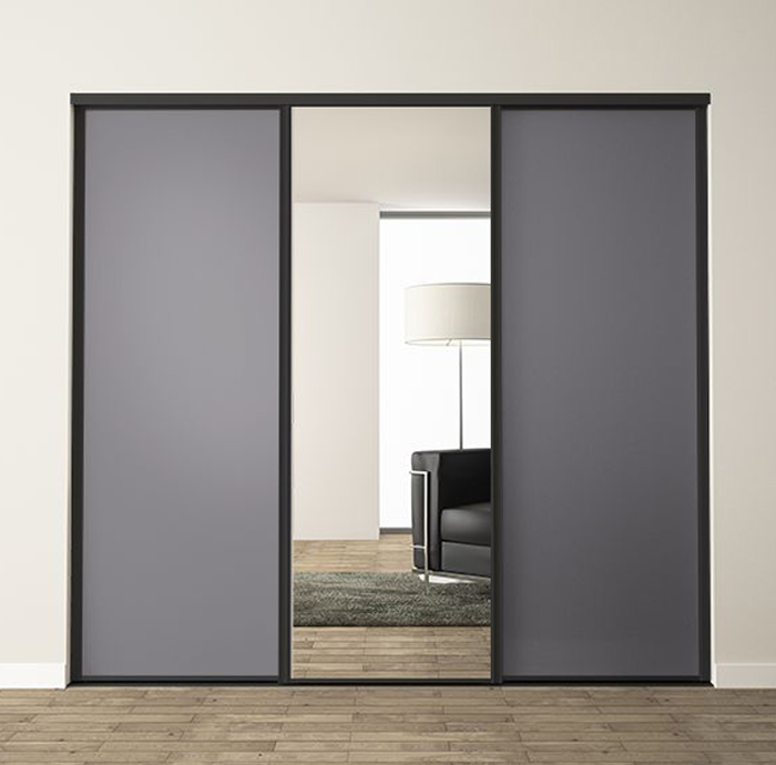 3 portes coulissantes : gris fer et miroir, profils harmonie : noir mat