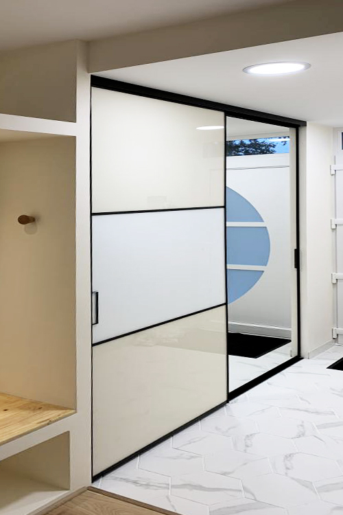 Ensemble 2 portes de placard coulissantes - 2/2 Ensemble 2 portes de placard coulissantes - 2/2