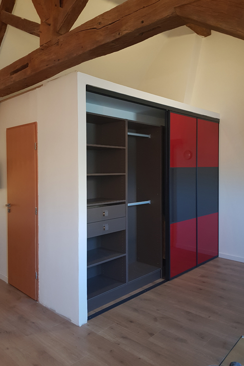 4 portes coulissantes Gloss vermillon/anthracite - 2/2 4 portes coulissantes Gloss vermillon/anthracite - 2/2